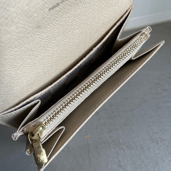 Louis Vuitton Pochette Solo Damier Azur Pouch *BELT NOT INCLUDED* - Picture 5 of 9